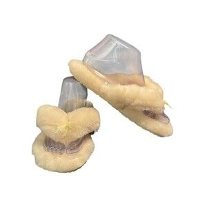 UGG Fluff Flip Flop Women's Size 5 Fuzzy  Thong Slippers Slides Ivory  Excellent